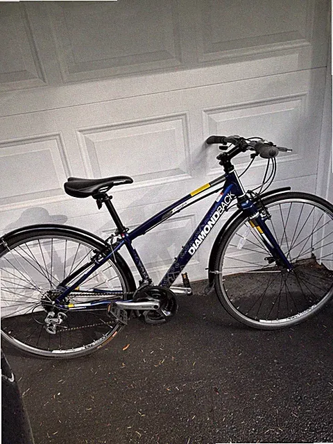 Diamondback Insight Bike Hybrid Small Frame Shimano Altus Touring Minty Se Trek