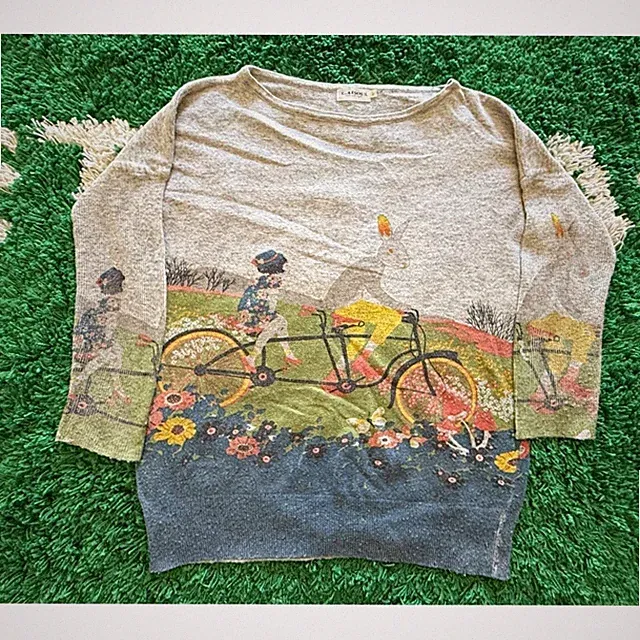 L.A. Soul Graphic Knit Sweater Womens M/L Grey Excellent Tandem Bike Rabbit